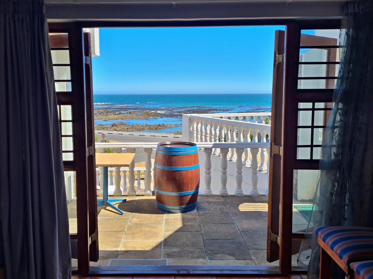 Walkerbay Accommodation คานสบาย ภายนอก รูปภาพ