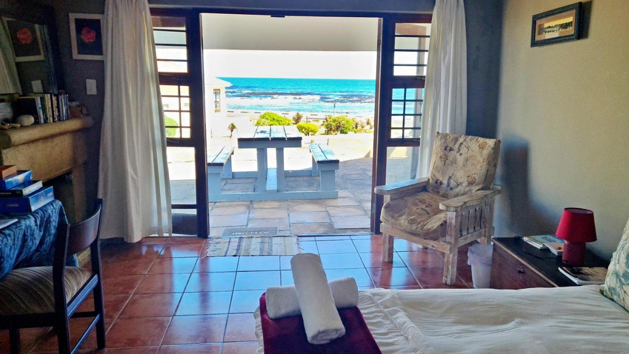 Walkerbay Accommodation คานสบาย ภายนอก รูปภาพ